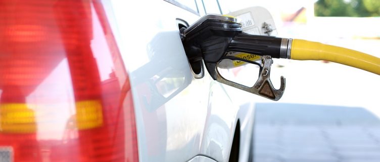 6 tips om geld te besparen op tanken, benzine en diesel