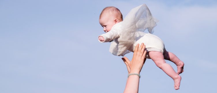 Gratis vlucht voor een baby? Alle kosten voor vliegen met een baby.